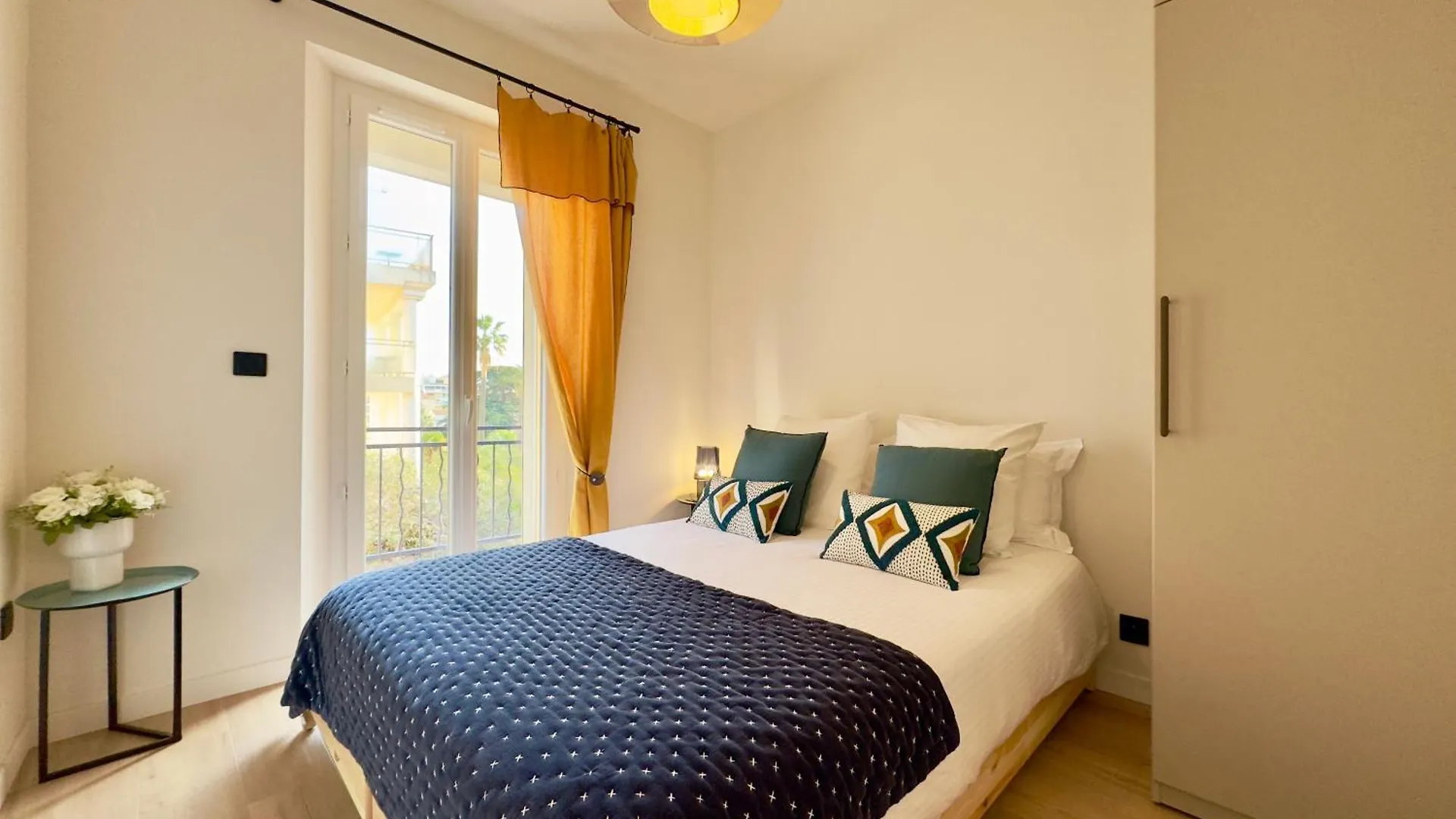 Tres Bel Appartement Entierement Renove - 2Mn Croisette Cannes